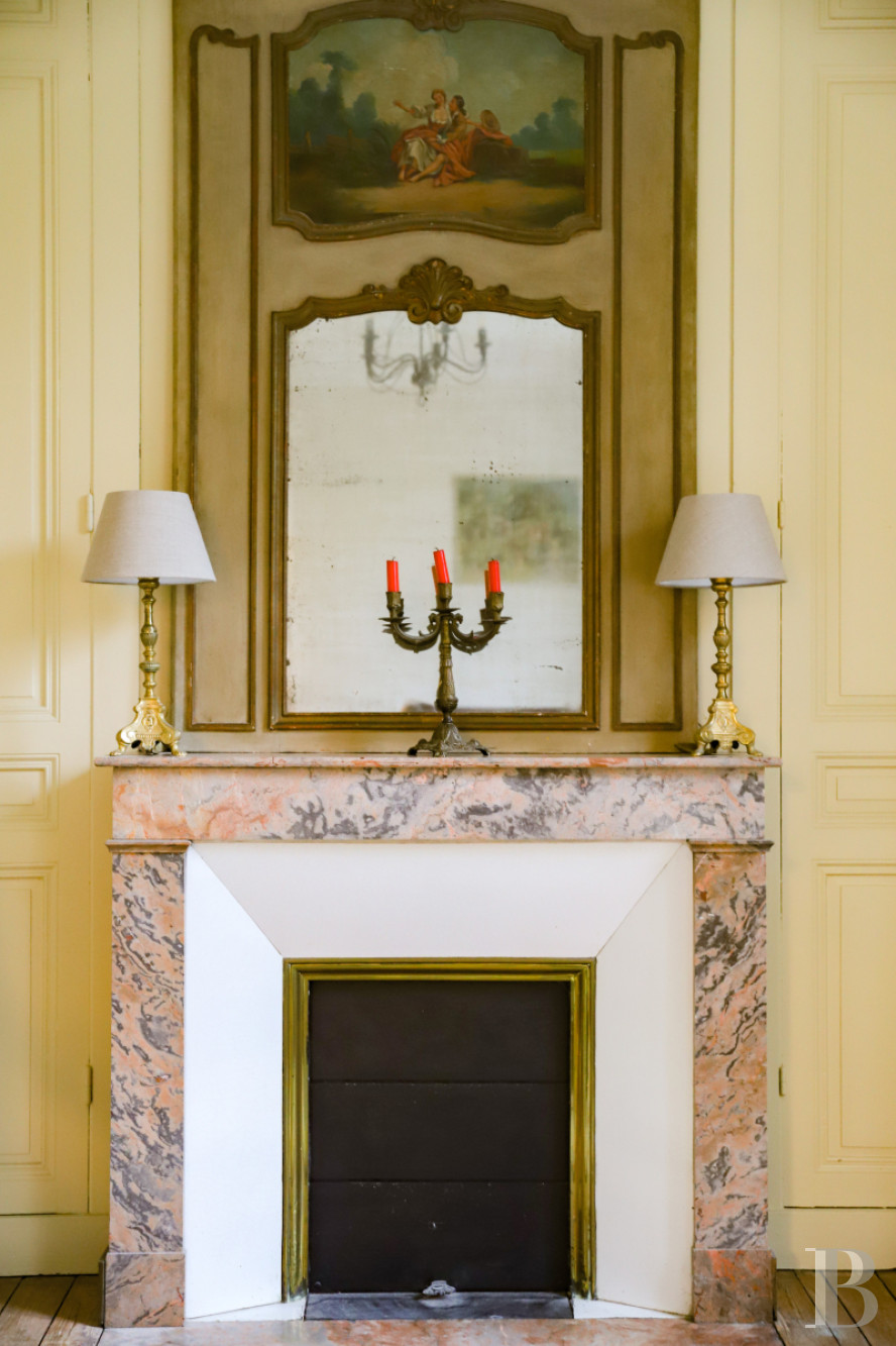 Dans le  Calvados, au pied de la  Basilique de Lisieux un manoir médiéval du 16e siècle - photo  n°22